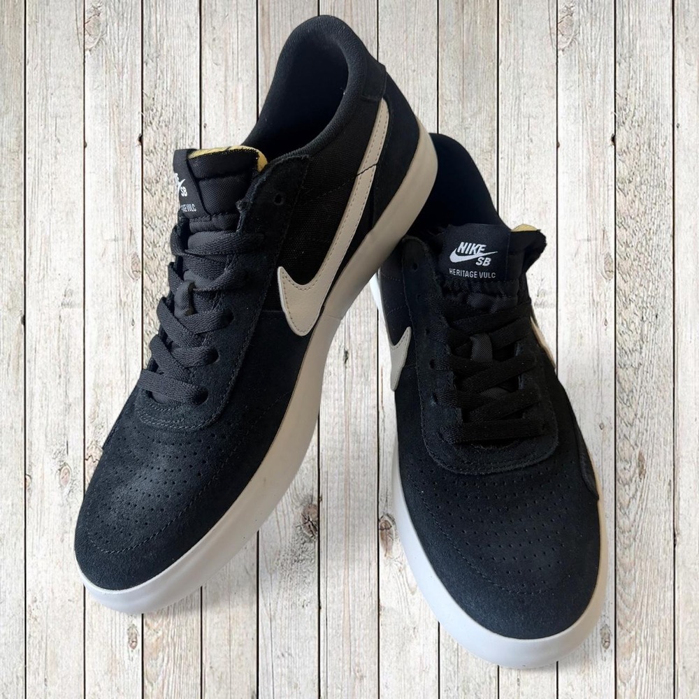 Nike SB Mens Heritage Vulc Skate Shoes Black White CD5010-003 Size 8.5